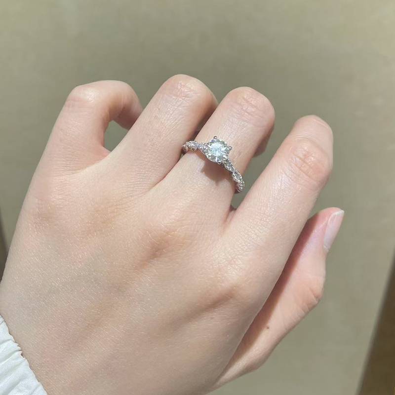 单头S925银镀白金Women's Ring定制选款主石Moissanite1.0ct/副石高碳钻